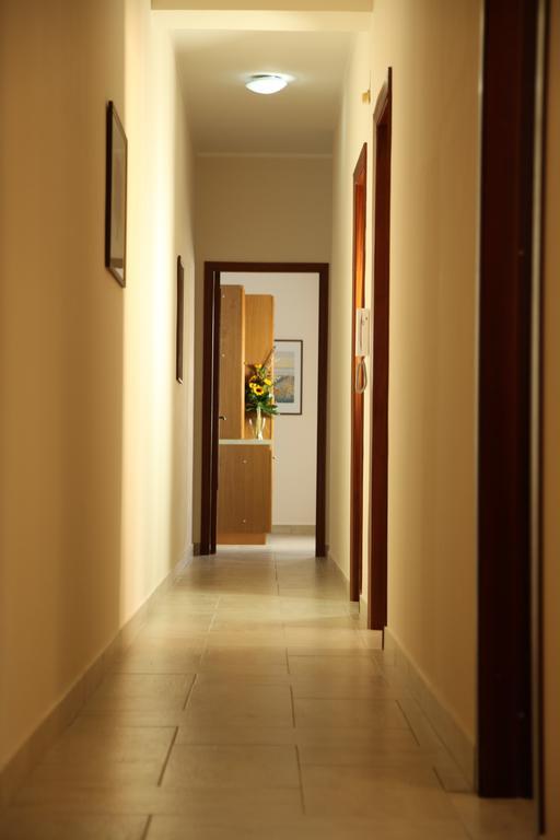 Casa A Riba U Mari Leilighet Riposto Rom bilde